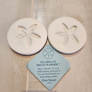 Chris Nietert Signed Sea Starfish Round Ceramic Bread Biscuit Warmer Stones NWOT